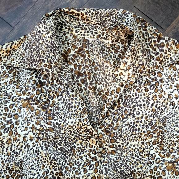 SILKY leopard - Picture 4 of 5